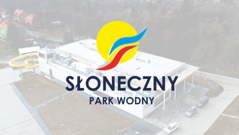 słoneczny park wodny od góry